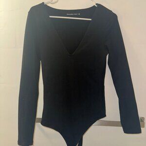Abercrombie Long-Sleeve Seamless Fabric V-Neck Bodysuit - Black Sz Medium